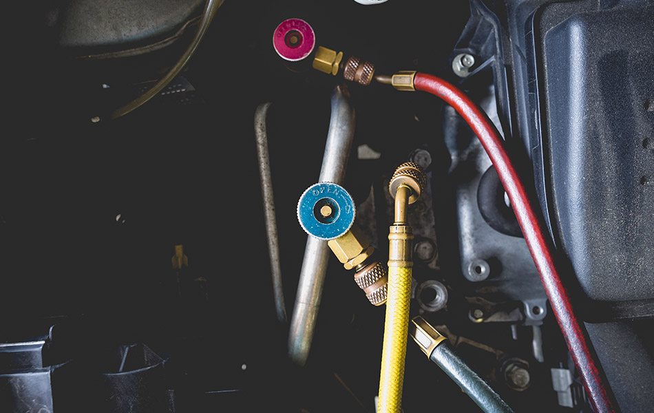 Air conditioning low-pressure hose replacement